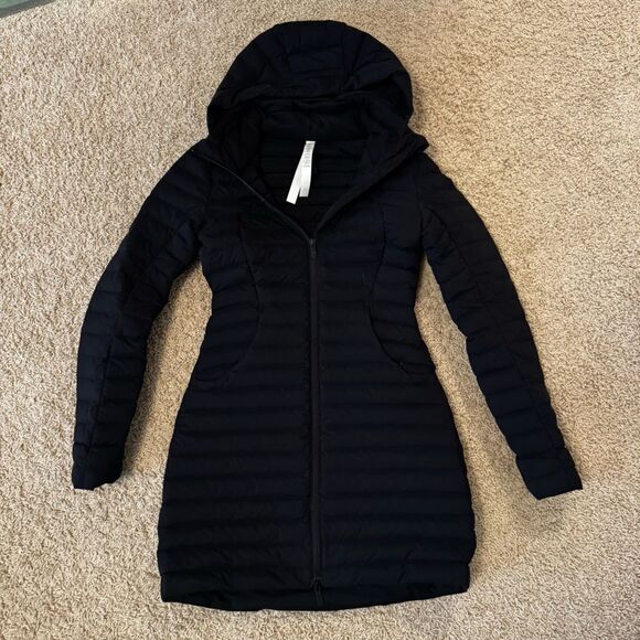 Lululemon Pack It Down 700-Fill Long Jacket Womens size US 2 WORN ONCE - Picture 1 of 3
